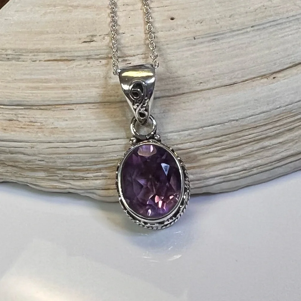 925 Sterling Silver. Amethyst. Necklace - Picture 9 of 9